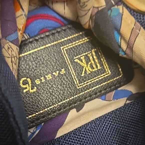 Elegant Black Hobo Bag - Picture 6 of 9